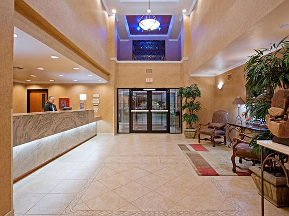 Holiday Inn Express & Suites Austin Nw - Lakeline, An Ihg Hotel Extérieur photo