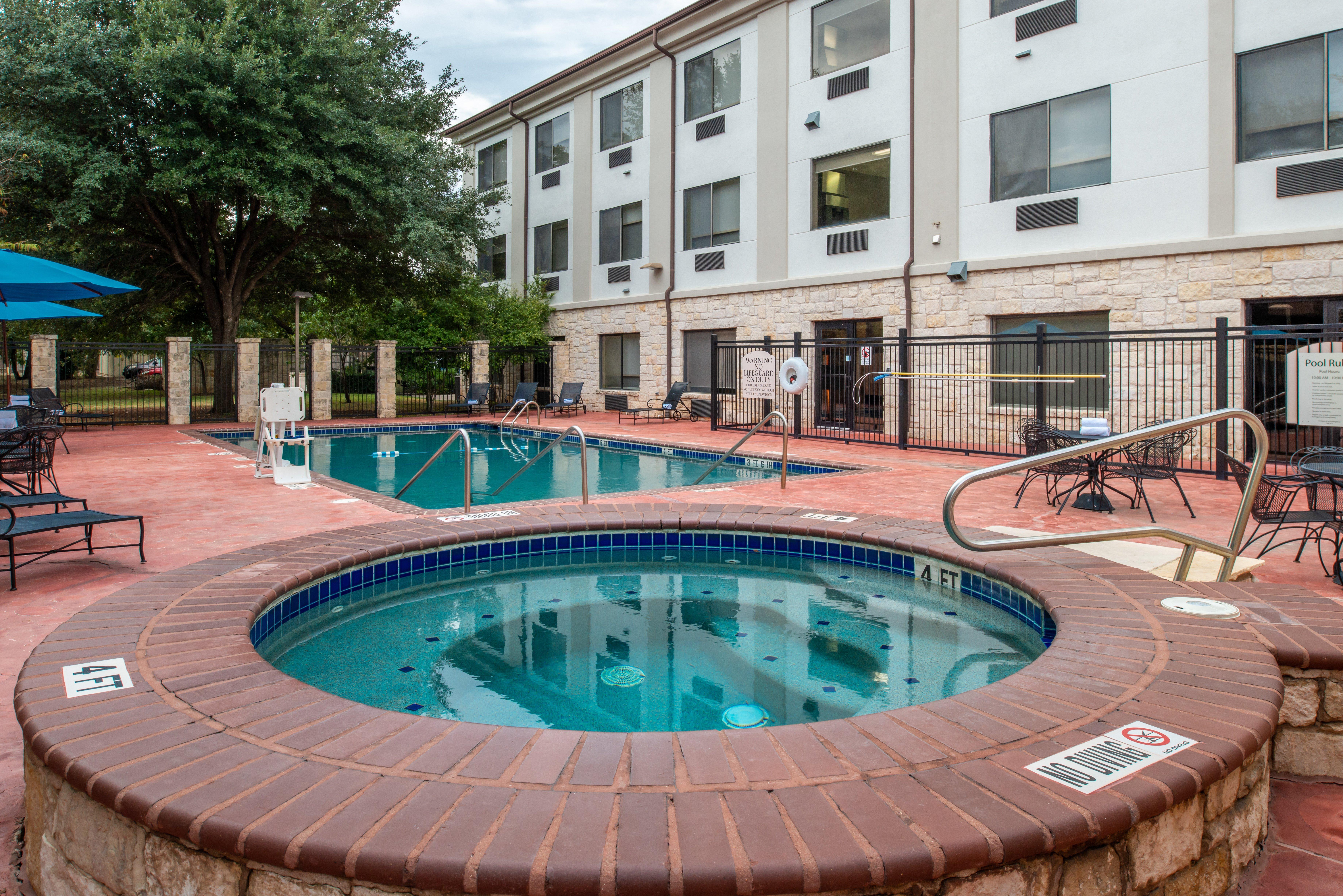 Holiday Inn Express & Suites Austin Nw - Lakeline, An Ihg Hotel Extérieur photo