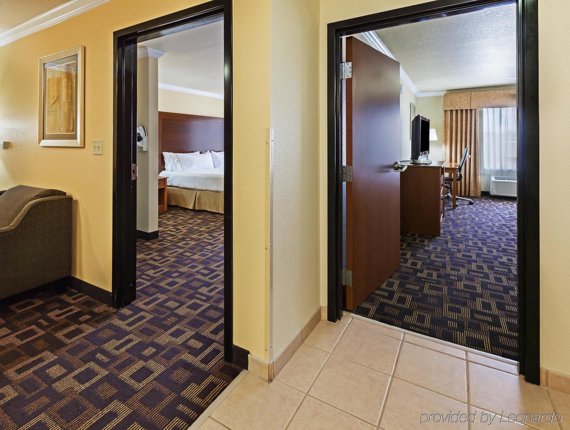 Holiday Inn Express & Suites Austin Nw - Lakeline, An Ihg Hotel Extérieur photo