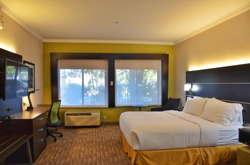 Holiday Inn Express & Suites Austin Nw - Lakeline, An Ihg Hotel Extérieur photo